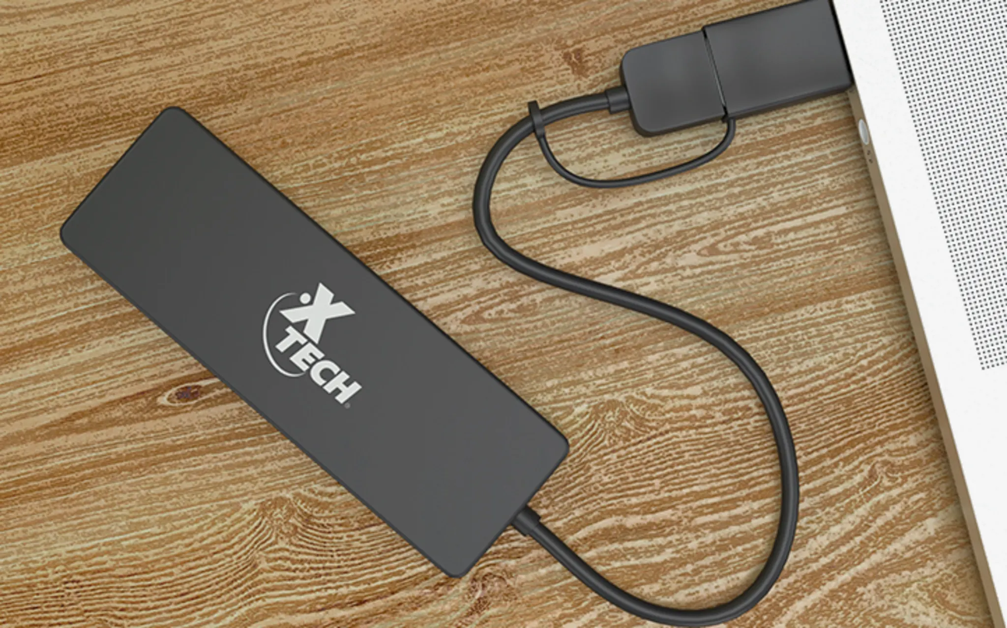 Imagen 2 de HUB USB XTech XTC-390 c/adpatador USB Tipo-C y USB-A, 4 Puertos USB 3.0