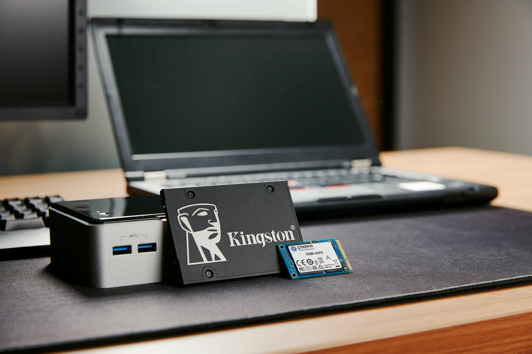 Imagen 7 de Unidad SSD Kingston SKC600 1TB 2.5" 7mm SATA 3 3D TLC Lect 500MB/s Esc 520MB/s