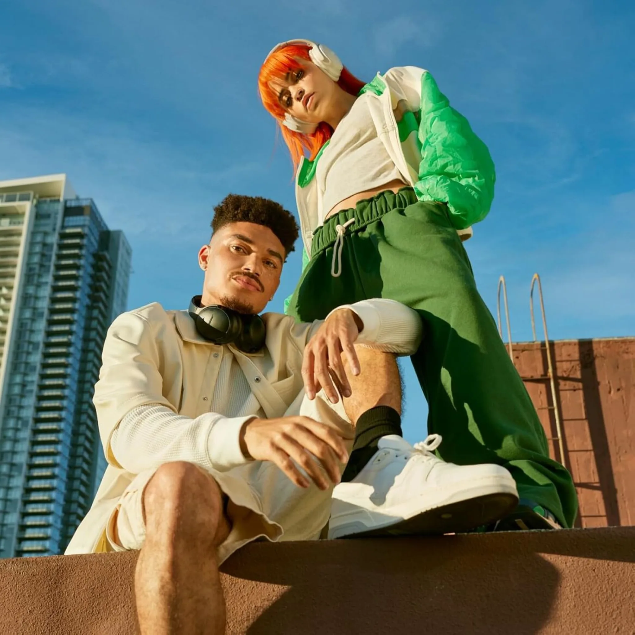 Imagen 5 de Audífonos Inalámbricos Bose QuietComfort OverEar c/Canc ruido Mic. BT White Smok