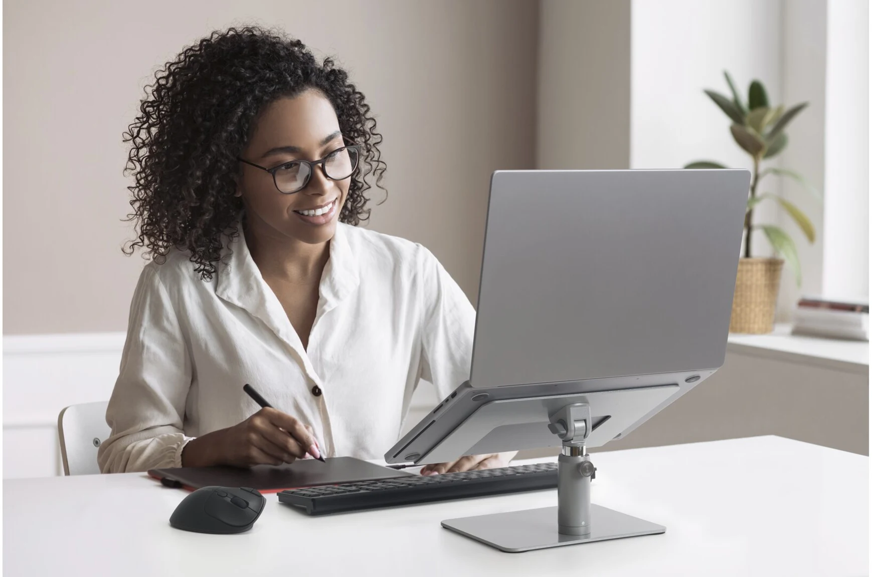 Imagen 8 de Base para Notebook Kensington K50424WW Universal Aluminio hasta 16" Color Plata