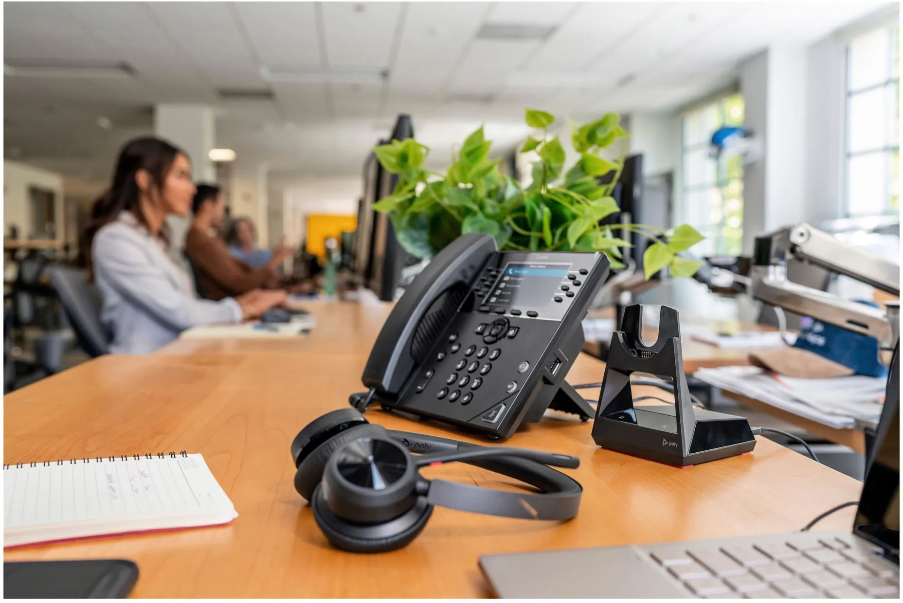 Imagen 11 de Cintillo POLY VOYAGER 4320 UC, V4320-M C (PC & MOBILE) MICROSOFT TEAMS CERTIFIED