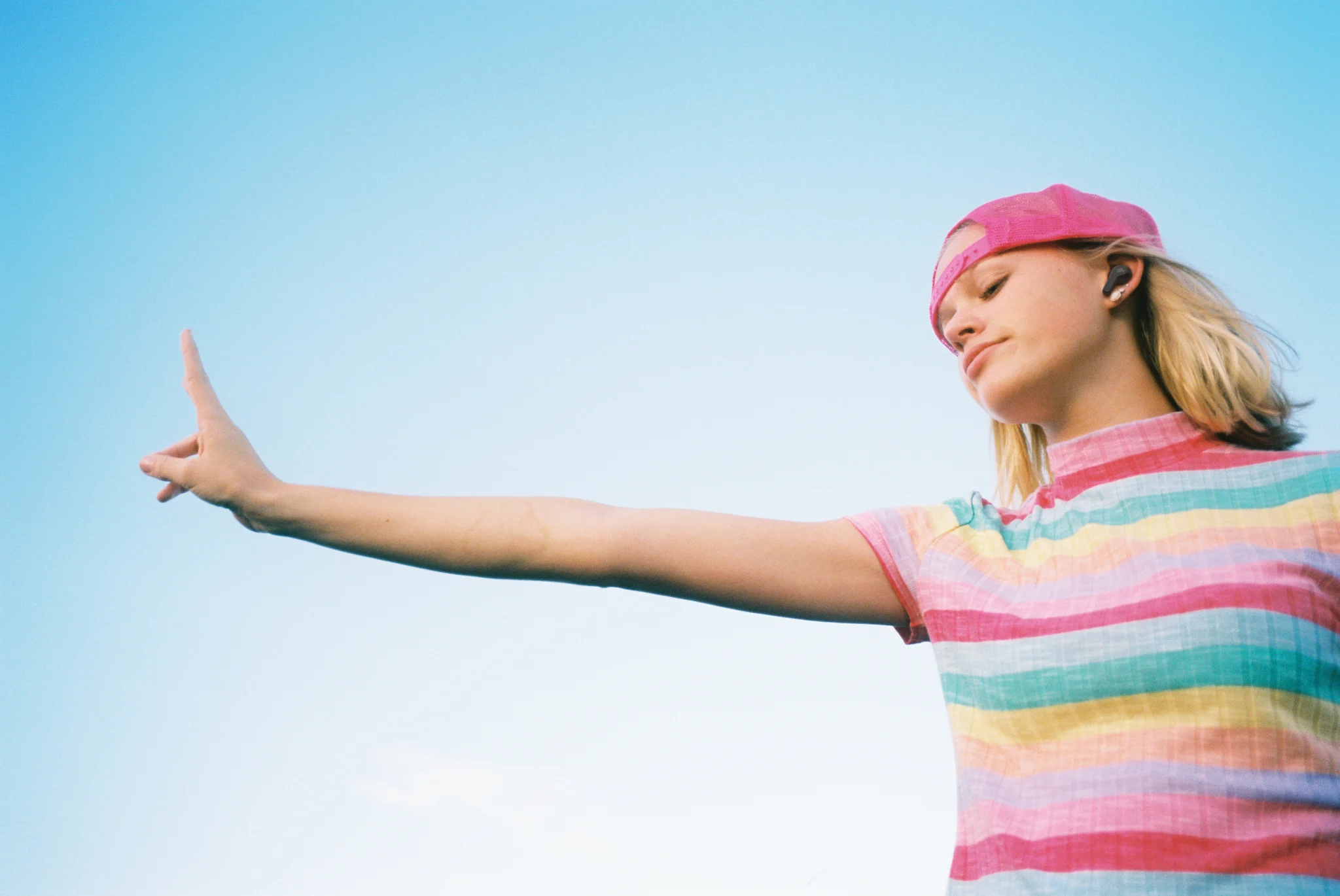 Imagen 11 de Audífonos Inalámbricos JBL Wave 200 TWS, In-Ear BT5.0 Cuna de carga c/mic Negro