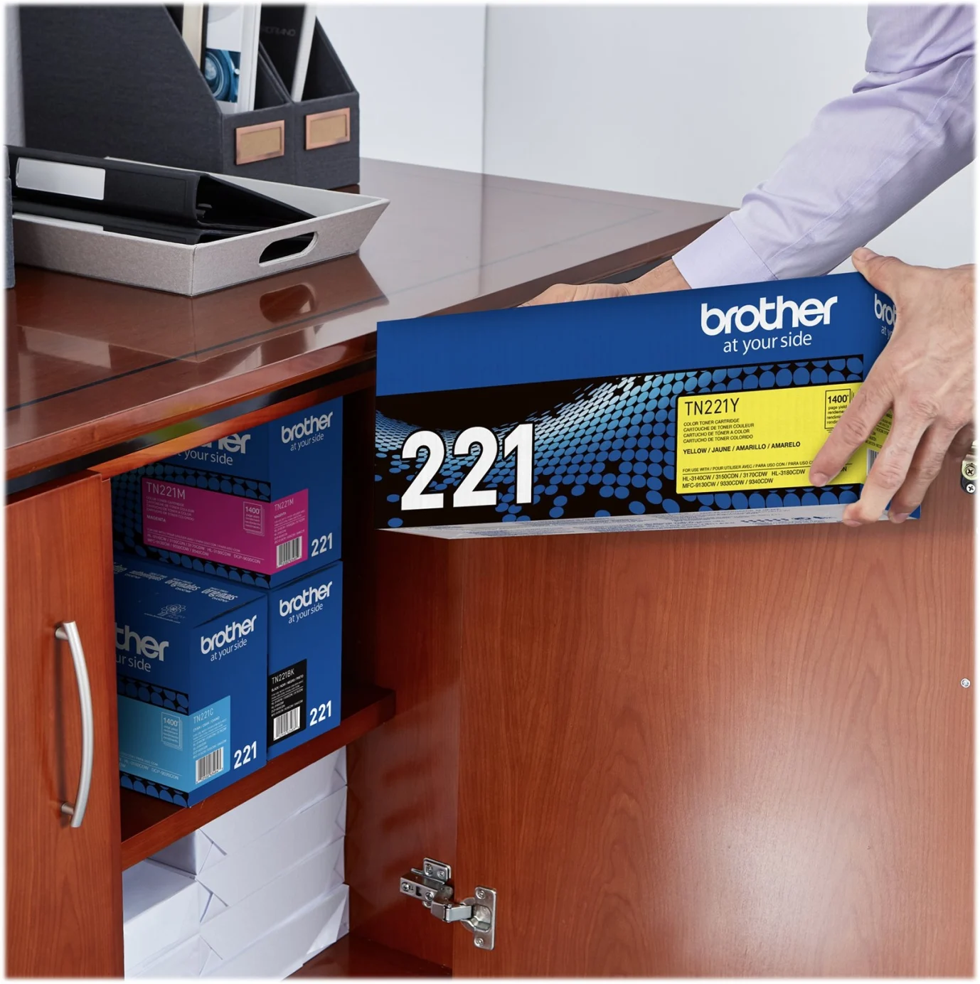 Imagen 5 de Toner Brother TN-221Y Amarillo DCP 9020/MFC-9330CDW, 1.400 Páginas