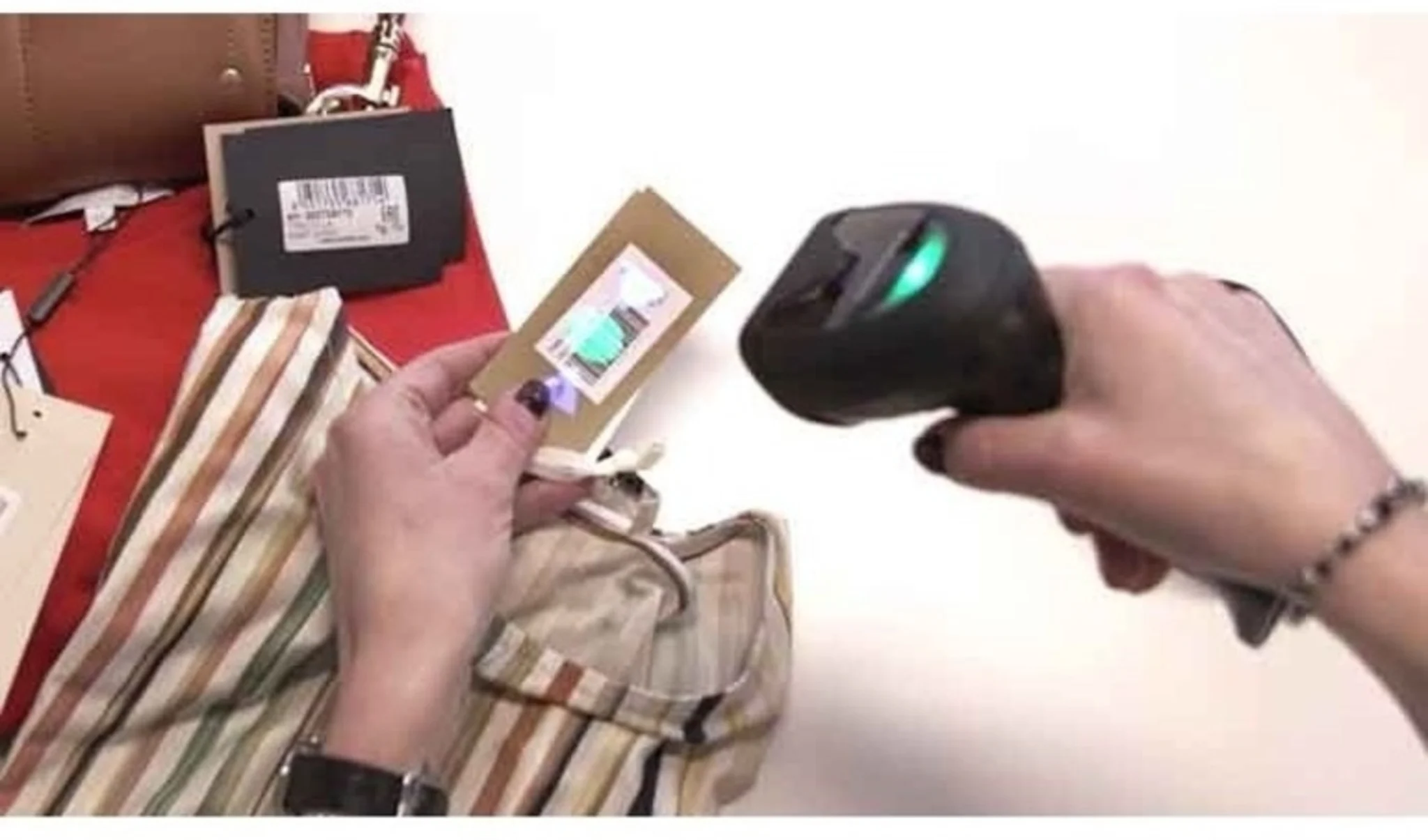 Imagen 3 de Lector de Código de Barras Escáner 1D/2D Inalámbrico IP52 Bluetooth Kit USB