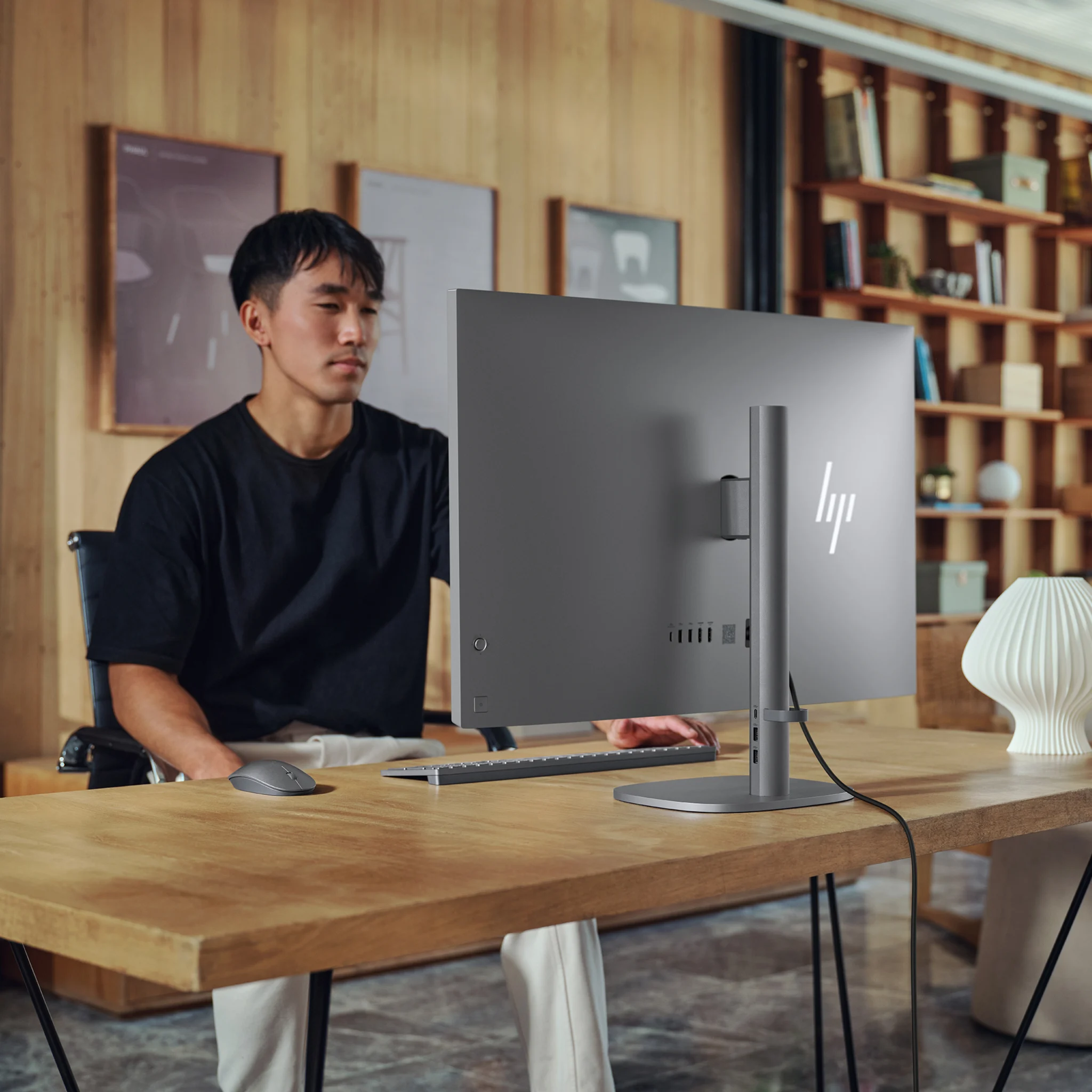 Imagen 7 de HP 32-C0001LA [B2CD5LA]