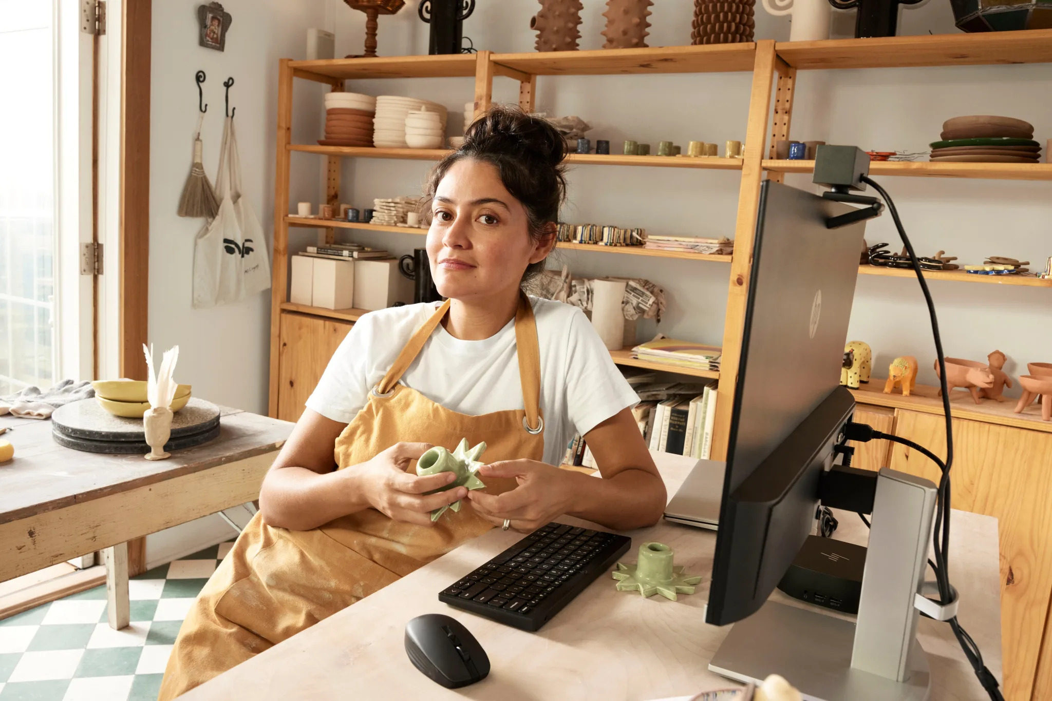 Imagen 9 de Teclado Inalámbrico Compacto HP 350 Dispositivos múltiples Bluetooth Color Negro