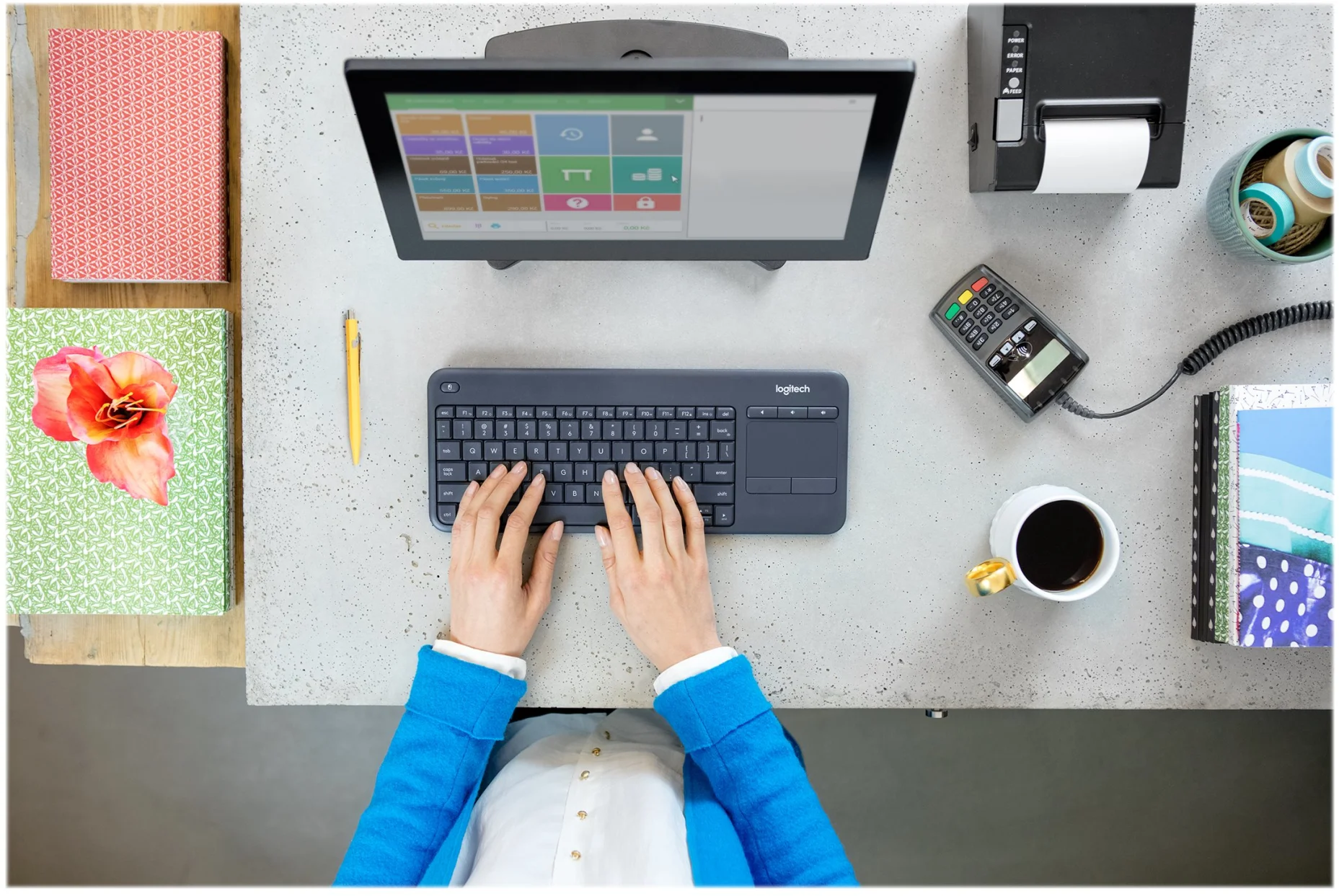 Imagen 5 de Teclado con TouchPad Inalámbrico Logitech K400 PLUS compatible PC SmartTV Negro