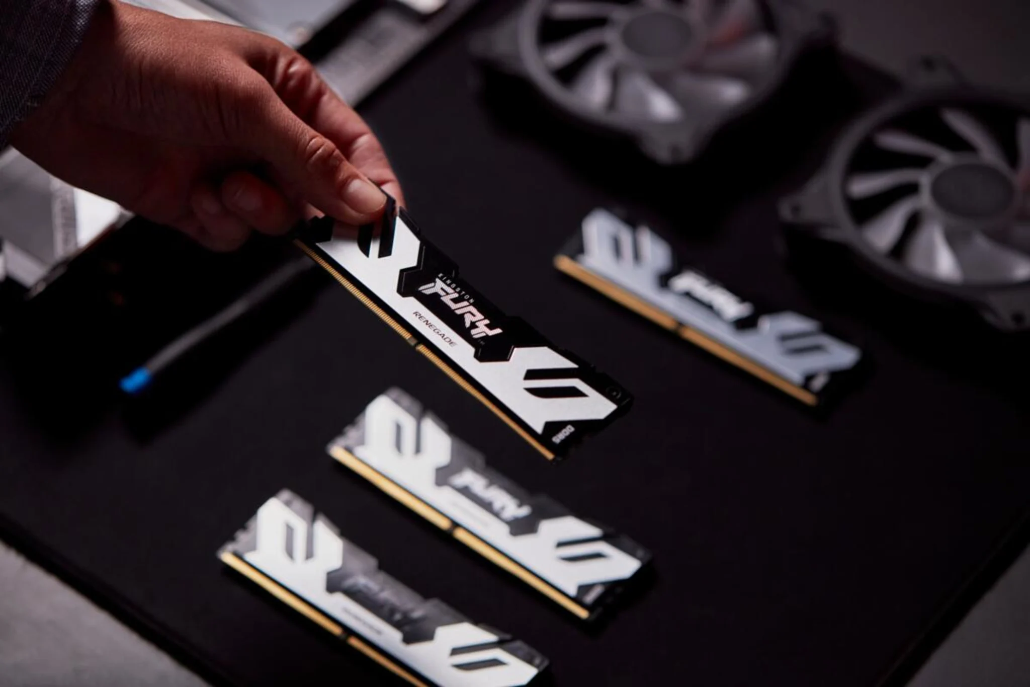 Imagen 16 de Memoria RAM 48GB DDR5 6000MHz DIMM CL32 Non-ECC 1.35v 288p - KingstonFuryRenegad