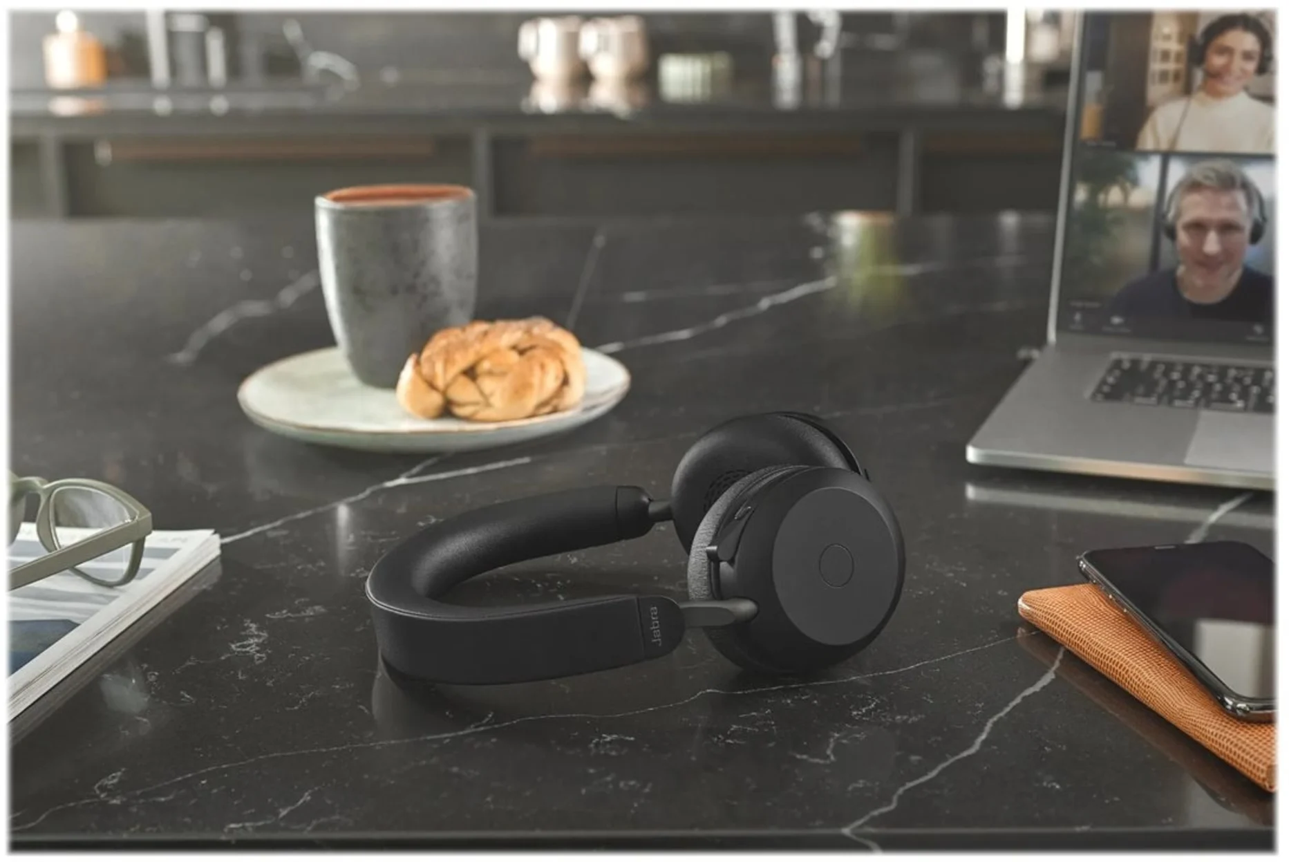 Imagen 2 de Audífonos Inalámbricos Jabra Evolve2 75 USBC MS Teams Black