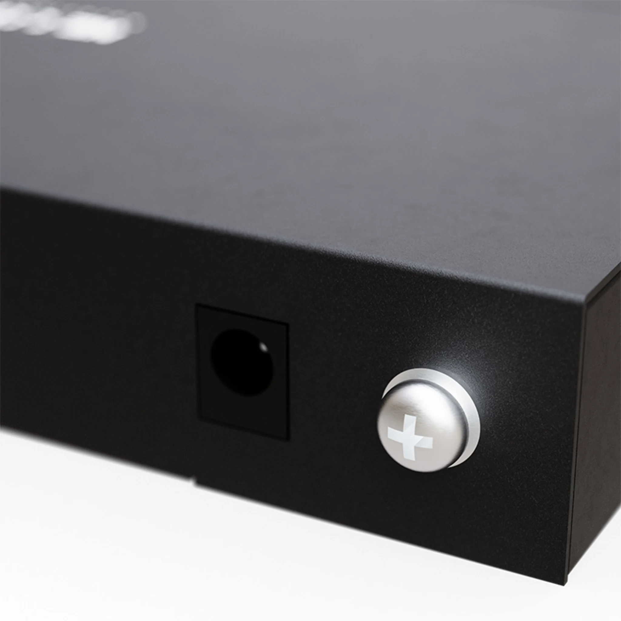 Imagen 3 de Switch Gigabit Nexxt Vertex V900P 9 Puertos PoE+, Escritorio, 120W 10/100/1000Mb