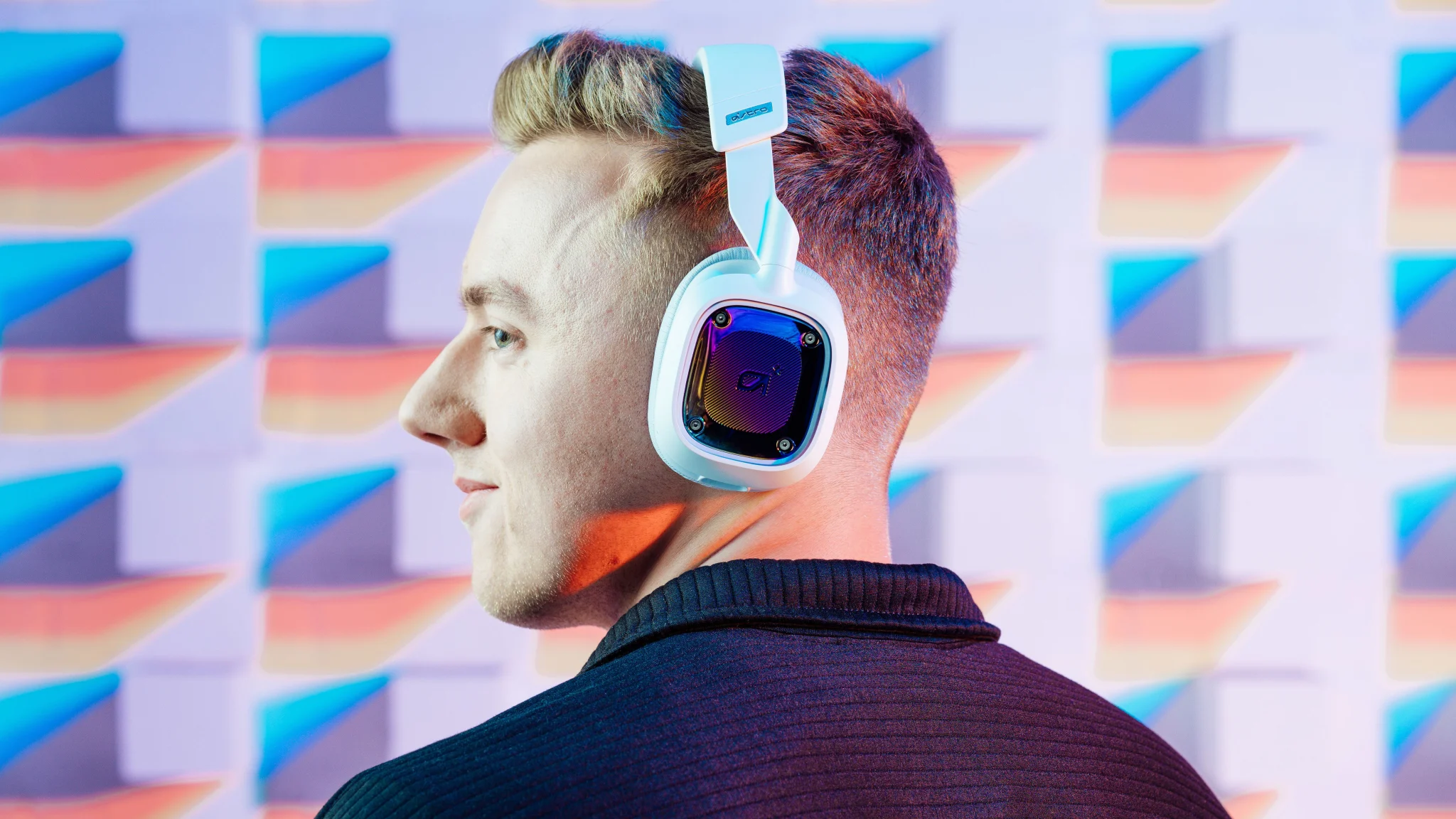 Imagen 16 de Audífonos Gamer inalámbrico Logitech A30 X-Box, Over-Ear 2.4GHz BT Blanco