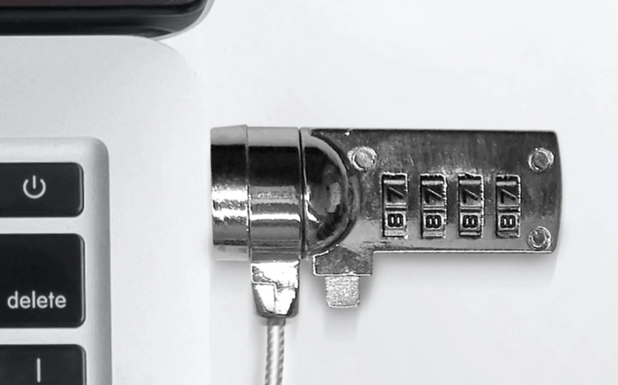 Imagen 2 de Cable de Seguridad XTech Candado con Clave 4 Dígitos 1,8 Mts Micro Saver