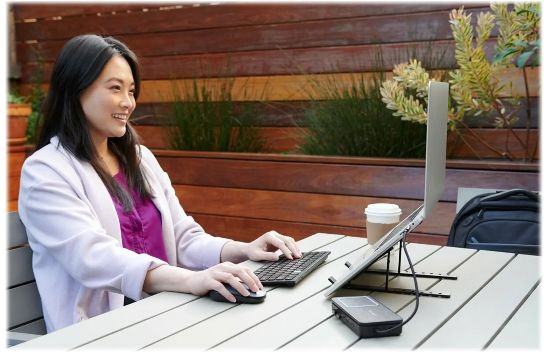 Imagen 6 de Soporte para Notebook Kensington K50406WW, Aluminio Plegable Color Negro