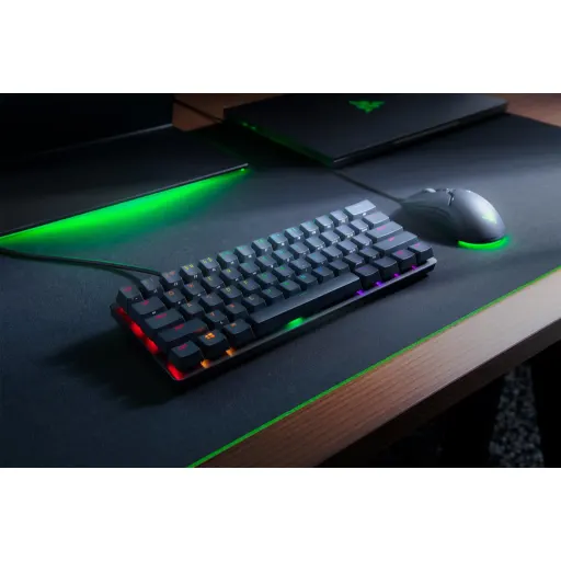 Imagen 1 de Razer Huntsman Mini Black / Clicky Optical Purple Switch / Espanol (RZ03-0339290