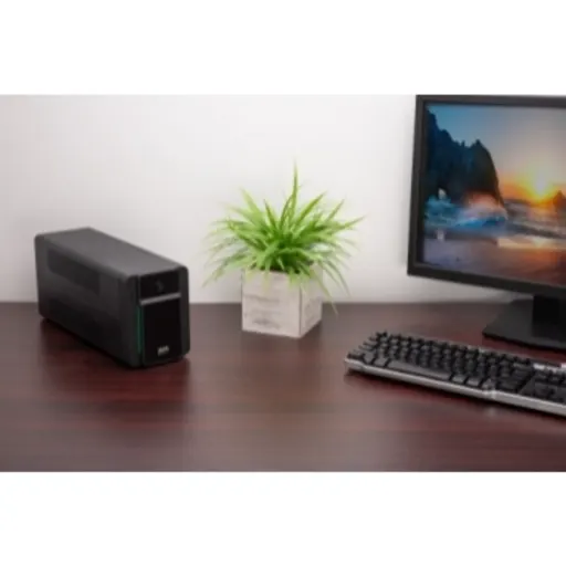 Imagen 4 de UPS APC Easy 900VA 480 Watt 230V  Line interactive Enchufes universales