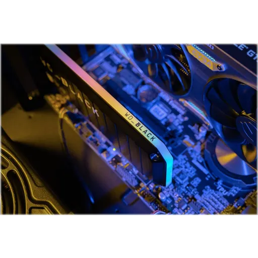 Imagen 2 de Tarjeta PCIe SSD Western Digital Black AN1500 4TB PCIe G3 x8 NVMe c/RGB Negro
