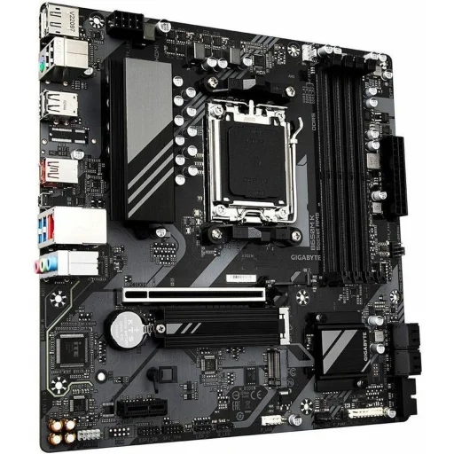Imagen 0 de Tarjeta Madre Gigabyte B650M K AMD AM5 4*DDR5 2*M.2 DP HDMI PS/2 USB-C 3.2 MATX