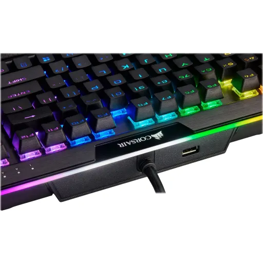 Teclado CORSAIR K95 RGB PLATINUM XT CHERRY MX SPEED NEGRO - ®