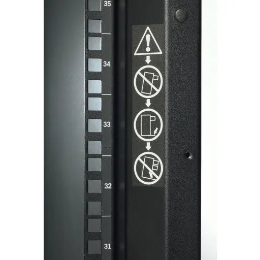 Imagen 12 de Rack de Servidor APC AR3100 NetShelter SX 42U 600mm x 1070mm c/Laterales Negro