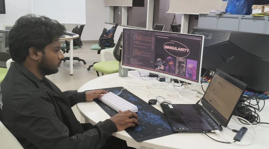 Jayanth Ramakrishnan working at Singularity Student Lab