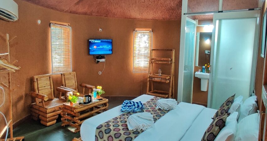 Pool Side Villa – Luxury Eco Stay by the Water gallery 3