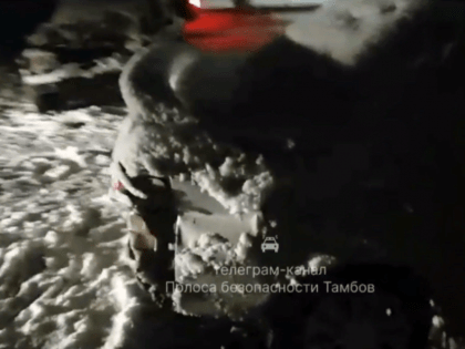 В Мичуринском округе столкнулись две легковушки: есть пострадавший