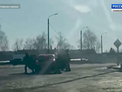 В даче взятки обвиняют цыганку из Рассказова