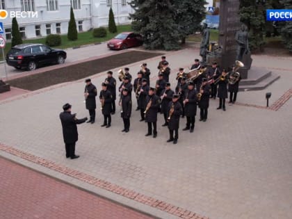 Губернаторский духовой оркестр встретит 18-летие на сцене