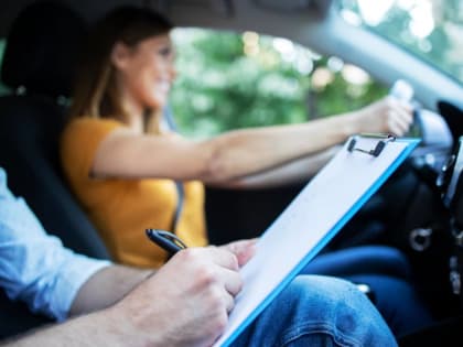 С 1 марта в России изменится порядок сдачи на права