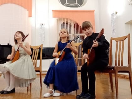 18 марта на НТВ выступит балалаечница из Тамбова Настя Тюрина