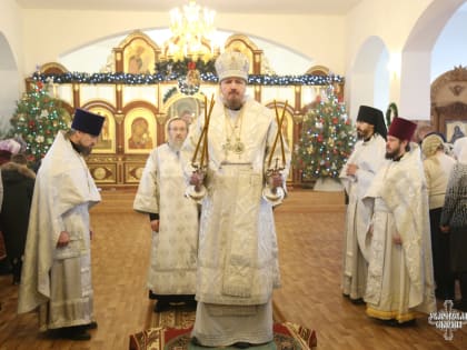 Божественная литургия архиерейским чином в праздник Обрезания Господня в Покровском храме рабочего посёлка Ржакса