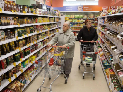 Названа сумма среднего чека на продукты в 2022 году