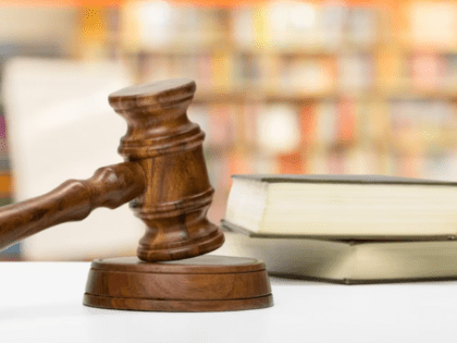 В Тамбовской области мужчина украл из заброшенной школы батареи