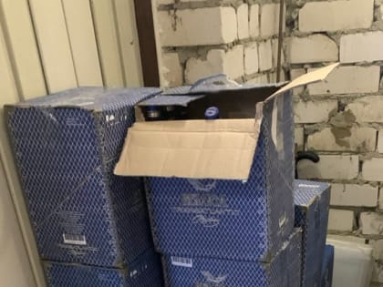 У тамбовчанина из гаража изъяли 1300 бутылок поддельного алкоголя