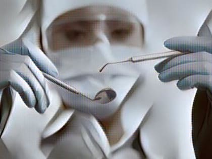 Тамбовчанин отсудил у стоматологической клиники почти полмиллиона рублей за некачественное лечение зубов