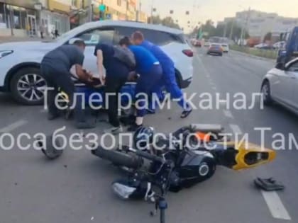 В Тамбове пьяный мотоциклист хотел "пролететь" на красный и не вышло