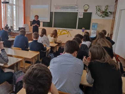 Я памятник себе воздвиг…