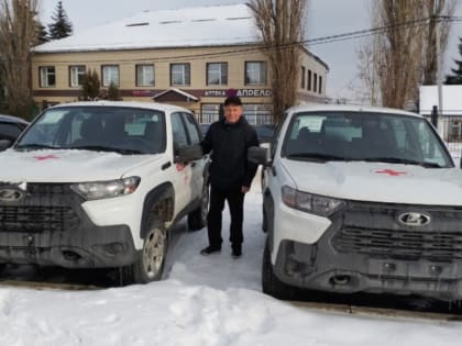 Сосновская ЦРБ получила пять новых санитарных автомобилей