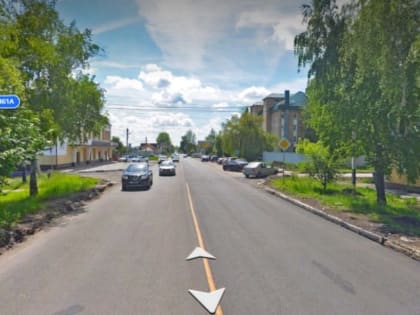 На улице Карла Маркса, возле Октябрьского районного суда, хотят оборудовать пешеходный переход