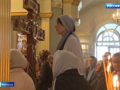 Православные отметили Воздвижение Креста Господня