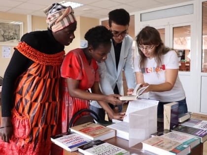 Иностранные студенты технического университета продолжают участвовать в акции «#Стихомарафон»