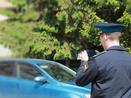 Тамбовчанину запретили за долги распоряжаться двумя иномарками и мотоциклом