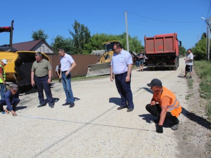 Сампурские единороссы проконтролировали ремонт дороги