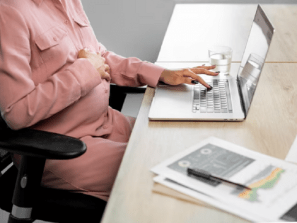 Более 1,5 тысяч работающих тамбовчанок получили пособие по беременности и родам