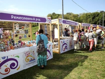 Тамбовчане поборются за звание "Лучшего народного мастера" на фестивале славянского искусства