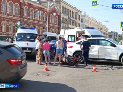 Байк против «Мерседеса»