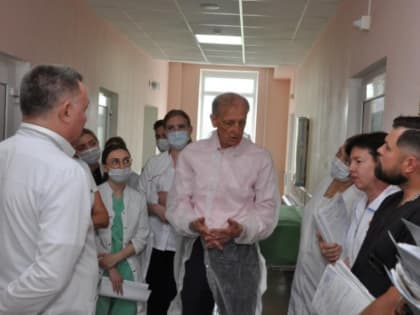 Ведущий эксперт по радиотерапии провел мастер-класс для тамбовских онкологов