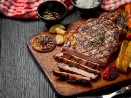 Терапевт перечислила продукты, ускоряющие старение кожи