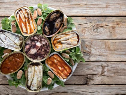 В России предложили запретить использование контейнеров для консервов