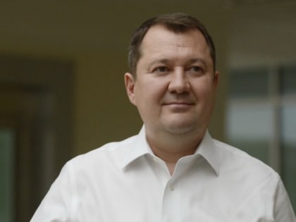 Глава региона Максим Егоров поздравил медиков с днём медицинского работника